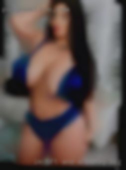 Im 5ft and a curvy big horny girl from Tehachapi.
