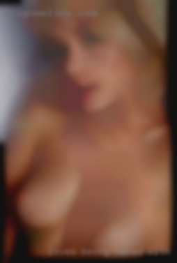 Loves being naked with a kinky horny side in Clarksville TN.